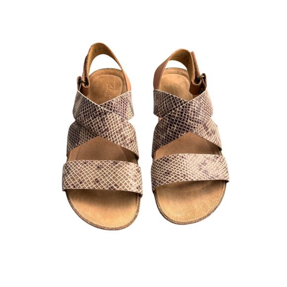 Women's Clarks Artisan Sandals Perri Dunes Snake Animal Print Size 8 - Picture 5 of 8